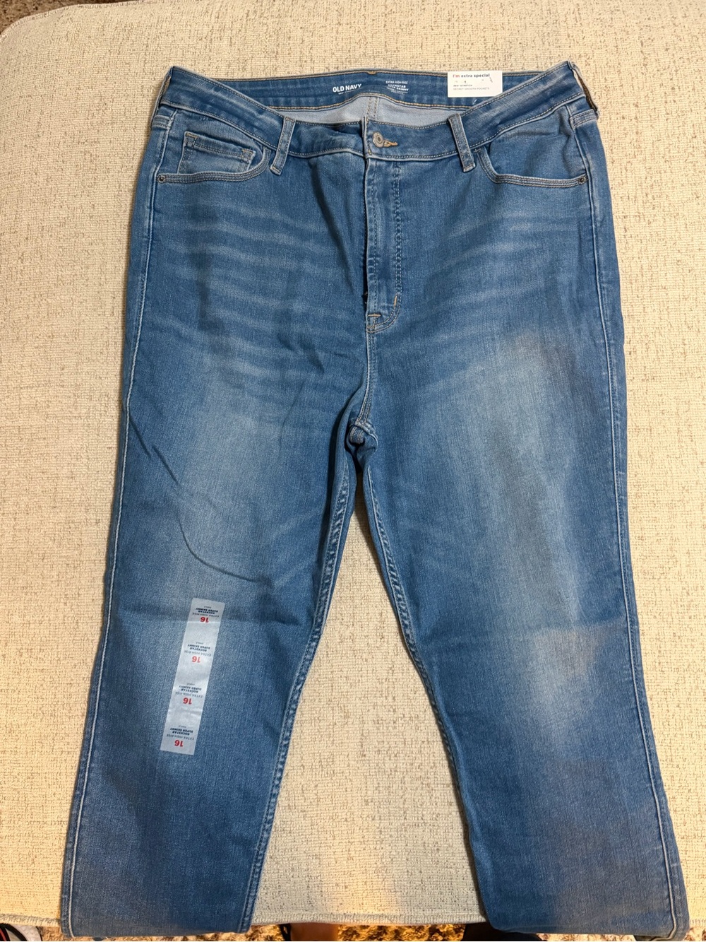 Old Navy Women’s Medium Blue Relaxed Fit Jeans
